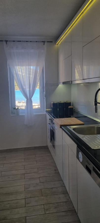 Private Villa By The Sea Žuljana Εξωτερικό φωτογραφία